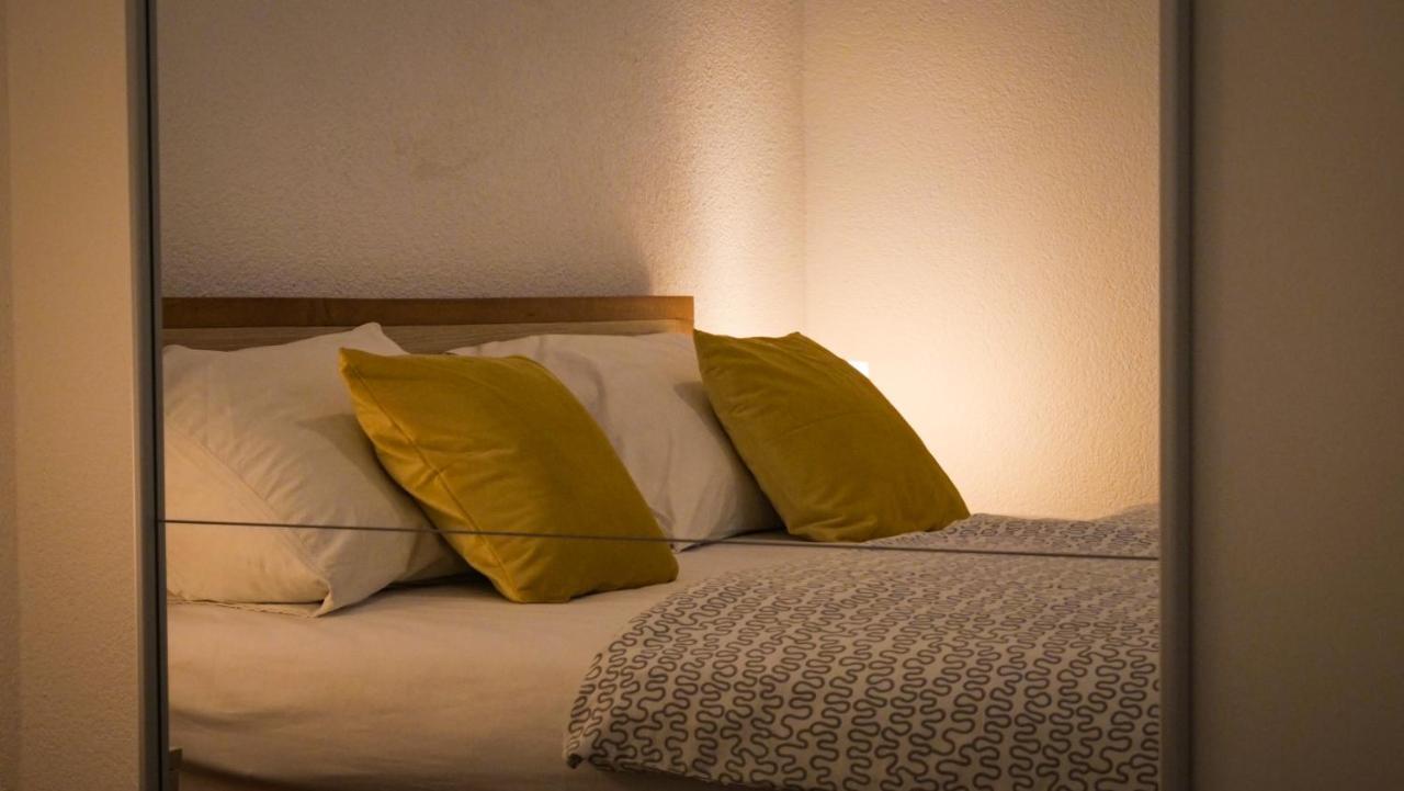 Peaceful & Sunny Apartments トロギール エクステリア 写真