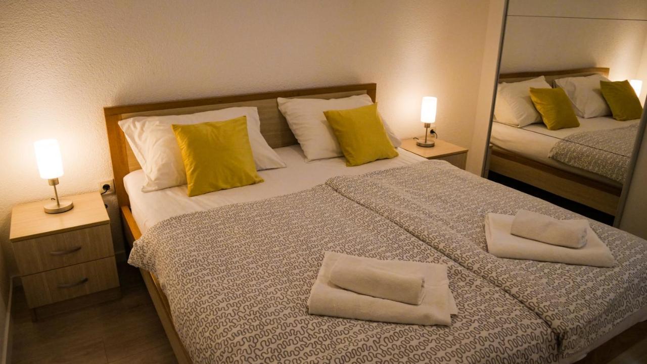 Peaceful & Sunny Apartments トロギール エクステリア 写真