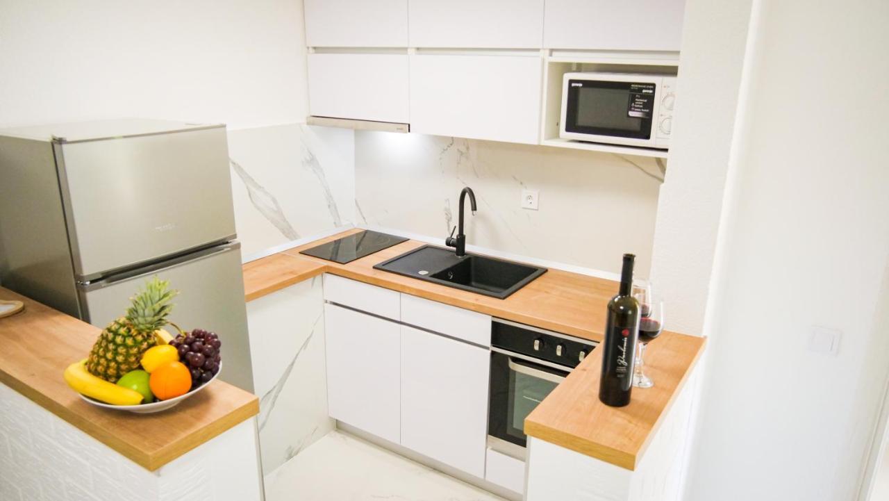 Peaceful & Sunny Apartments トロギール エクステリア 写真